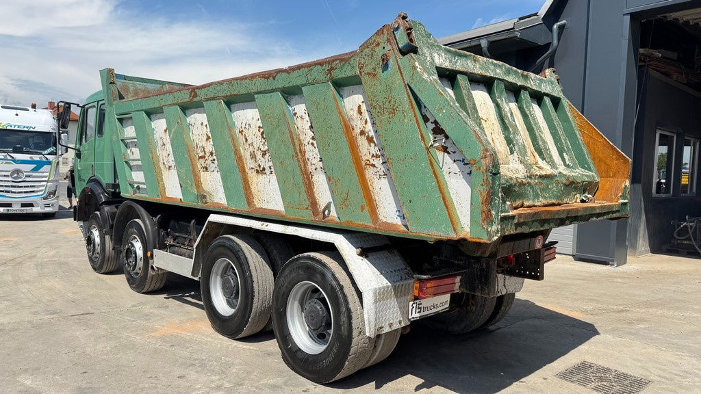 Mercedes-Benz SK 3235 8X4 tipper - V8 - Tipper: picture 5 Mercedes-Benz SK 3235 8X4 tipper - V8 - Tipper: picture 5