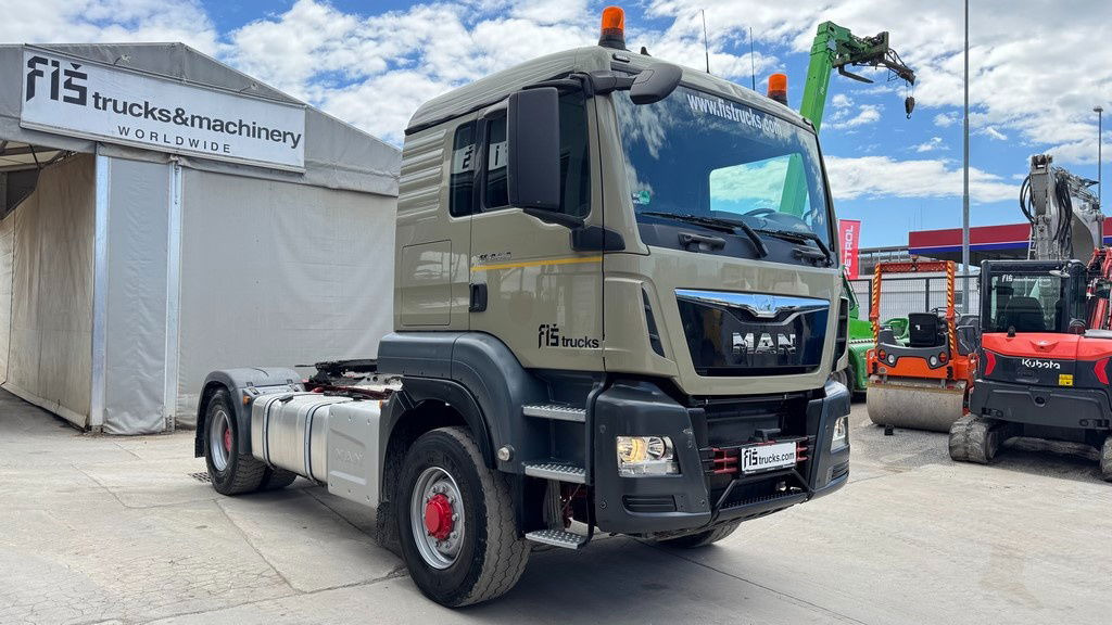 MAN TGS 18.480 4X4 tractor unit - tipper hydraulics - Tractor unit: picture 3 MAN TGS 18.480 4X4 tractor unit - tipper hydraulics - Tractor unit: picture 3