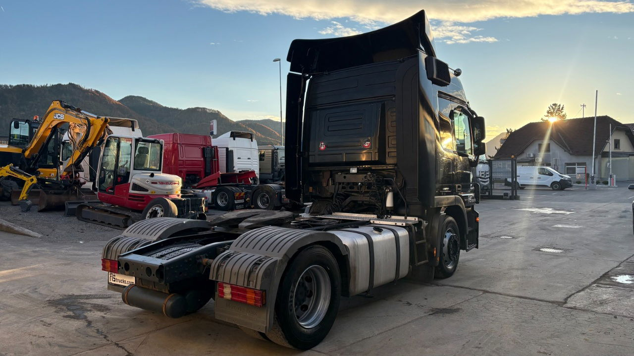 Mercedes-Benz Actros 1846 4x2 tractor unit - retarder - Tractor unit: picture 3 Mercedes-Benz Actros 1846 4x2 tractor unit - retarder - Tractor unit: picture 3