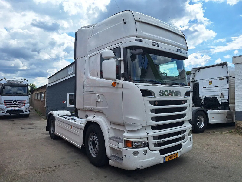Scania R520 R520 V8 - Tractor unit: picture 2 Scania R520 R520 V8 - Tractor unit: picture 2