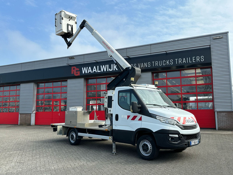 Iveco Daily 35S12 werkhoogte 12 meter APK 17-01-2026 - Commercial vehicle: picture 2 Iveco Daily 35S12 werkhoogte 12 meter APK 17-01-2026 - Commercial vehicle: picture 2