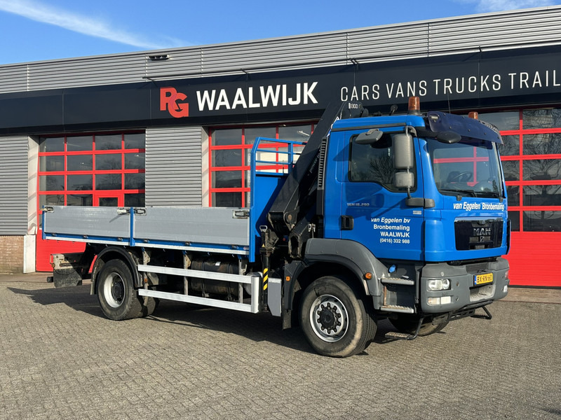 MAN TGM 18-290 4x4 Kraan met Open laadbak HMF Kraan 13 T - Crane truck: picture 3 MAN TGM 18-290 4x4 Kraan met Open laadbak HMF Kraan 13 T - Crane truck: picture 3