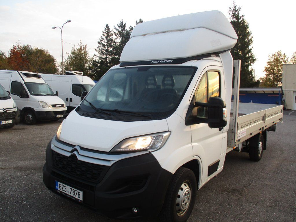 Citroën Jumper 2,0 BlueHDi - Open body delivery van: picture 1 Citroën Jumper 2,0 BlueHDi - Open body delivery van: picture 1