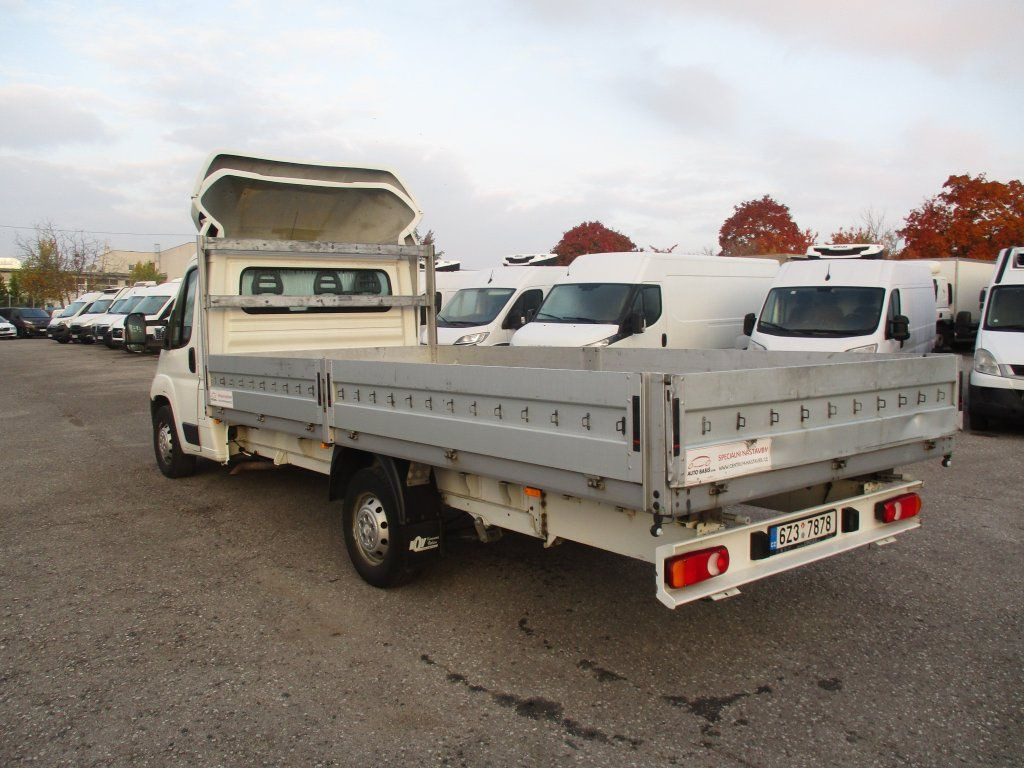 Citroën Jumper 2,0 BlueHDi - Open body delivery van: picture 5 Citroën Jumper 2,0 BlueHDi - Open body delivery van: picture 5
