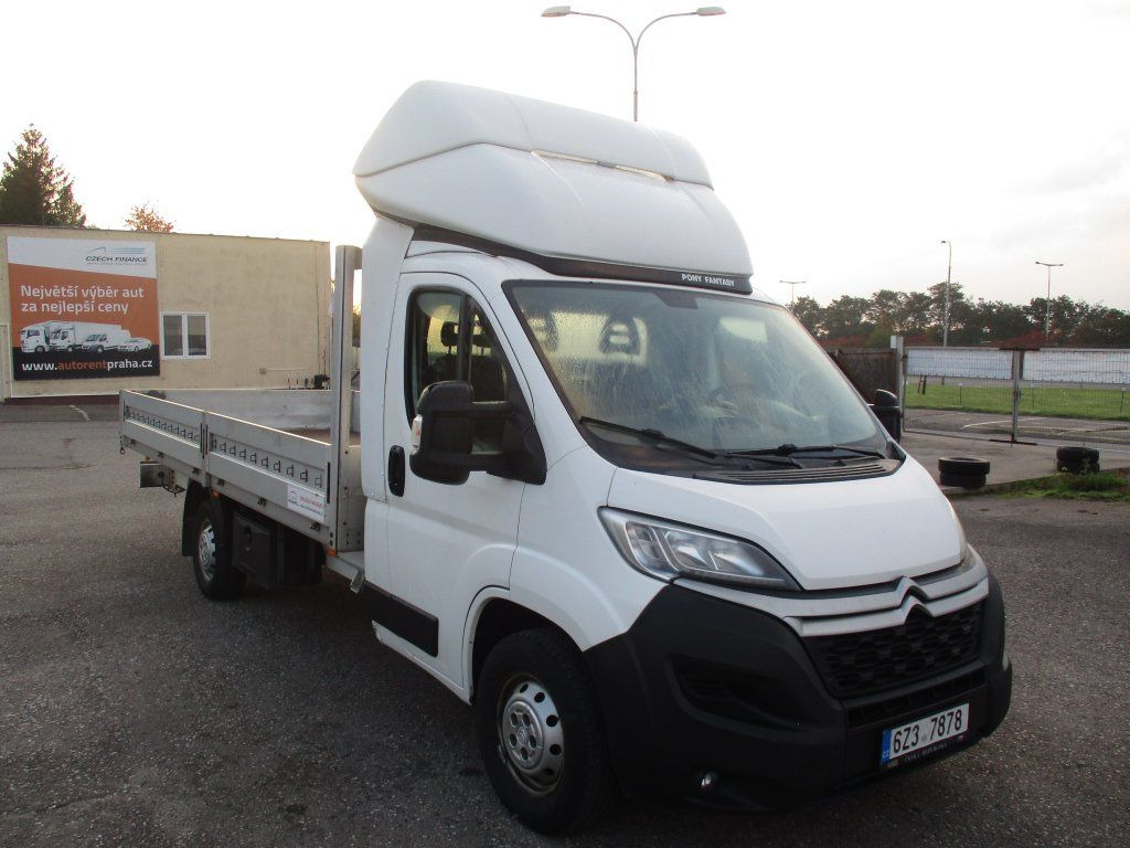 Citroën Jumper 2,0 BlueHDi - Open body delivery van: picture 2 Citroën Jumper 2,0 BlueHDi - Open body delivery van: picture 2