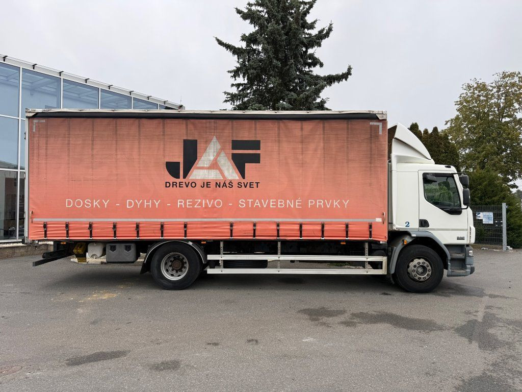 DAF LF55.250 EURO 4 - Curtain side truck: picture 3 DAF LF55.250 EURO 4 - Curtain side truck: picture 3