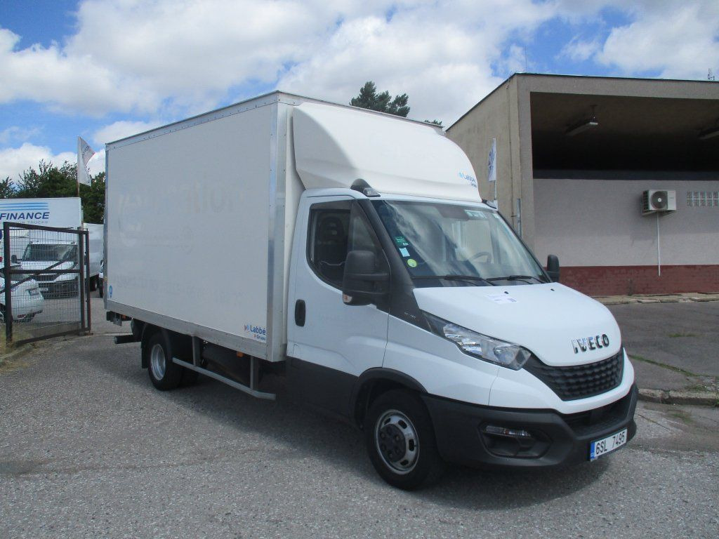 Iveco 35C16 Daily 3,0l - Closed box van: picture 3 Iveco 35C16 Daily 3,0l - Closed box van: picture 3
