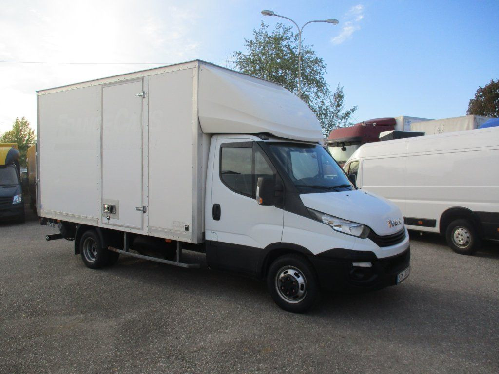 Iveco Daily 35C16 , Höhe 2,3m - Closed box van: picture 2 Iveco Daily 35C16 , Höhe 2,3m - Closed box van: picture 2