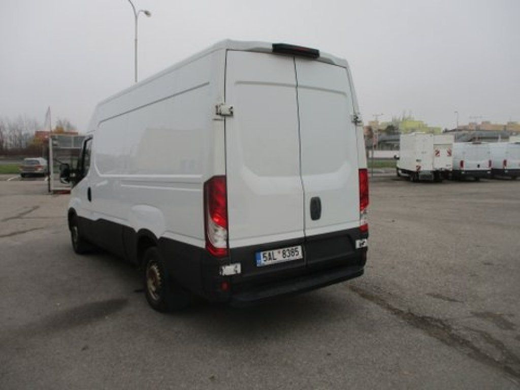 Iveco Daily 35S15V - Panel van: picture 2 Iveco Daily 35S15V - Panel van: picture 2