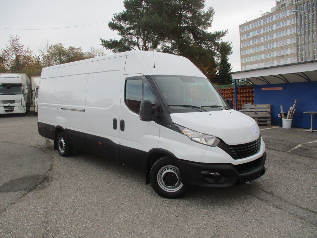 Iveco Daily 35S16 - Panel van: picture 2 Iveco Daily 35S16 - Panel van: picture 2