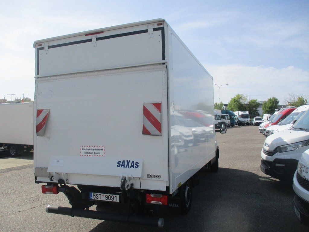 Iveco Daily 35S16 - Closed box van: picture 3 Iveco Daily 35S16 - Closed box van: picture 3