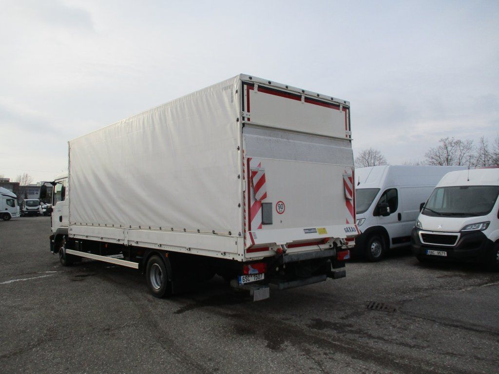 MAN TGL 12.220 MAN TGL 12.220 - Curtain side truck: picture 5 MAN TGL 12.220 MAN TGL 12.220 - Curtain side truck: picture 5