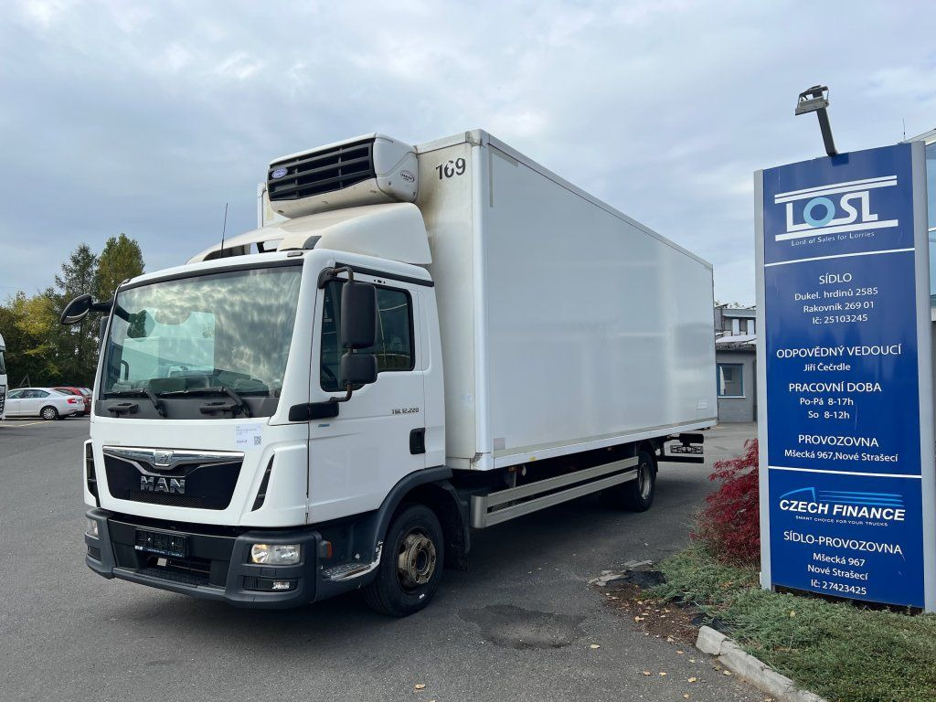 MAN TGL12.220 EURO 6 Carrier Xarios 600 - Refrigerated truck: picture 1 MAN TGL12.220 EURO 6 Carrier Xarios 600 - Refrigerated truck: picture 1