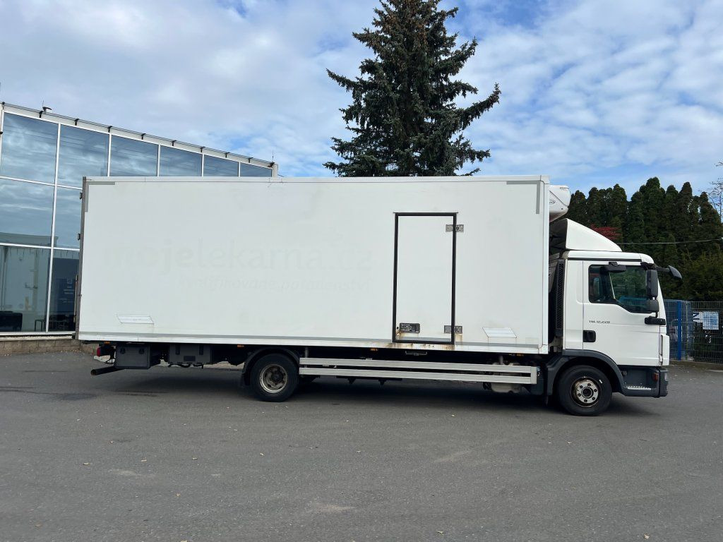 MAN TGL12.220 EURO 6 Carrier Xarios 600 - Refrigerated truck: picture 3 MAN TGL12.220 EURO 6 Carrier Xarios 600 - Refrigerated truck: picture 3