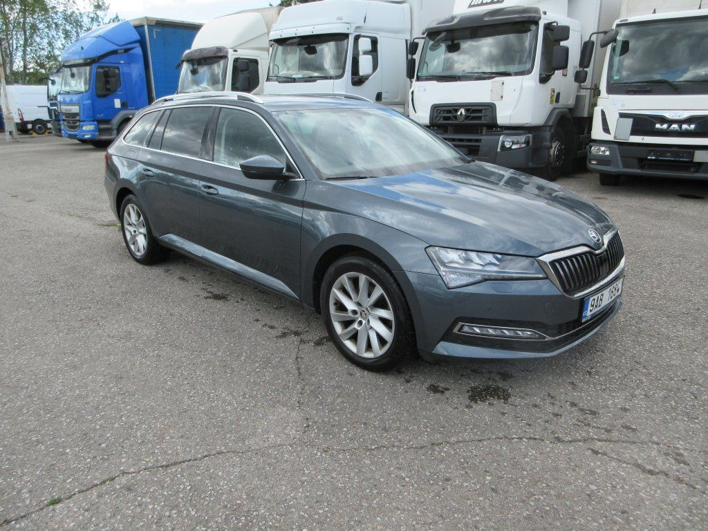Skoda 2.0 Tdi Style - Estate car: picture 2 Skoda 2.0 Tdi Style - Estate car: picture 2