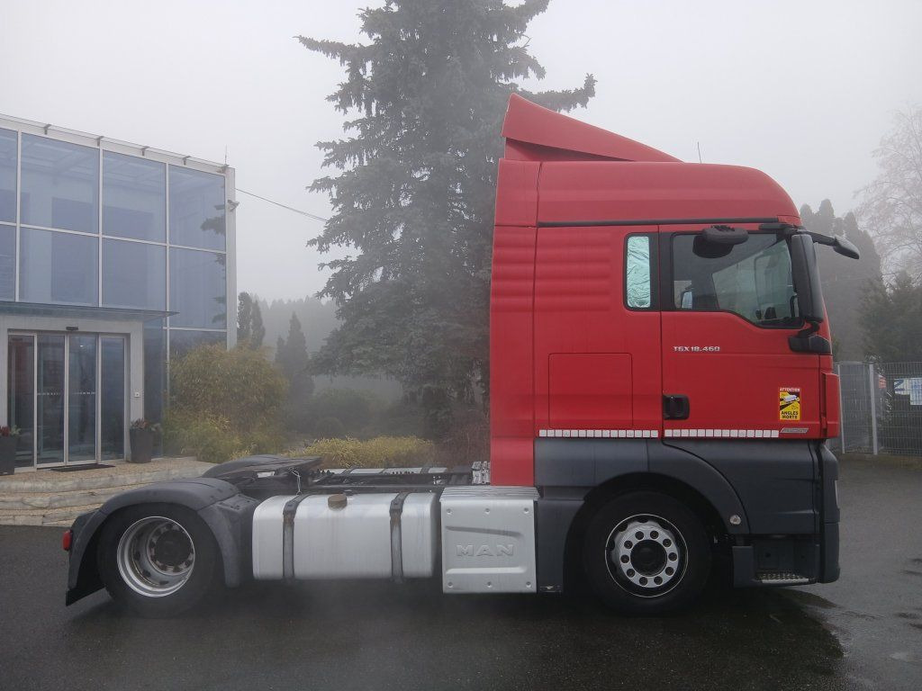 MAN TGX18.460 EURO 6 MEGA/lowdeck NEW TACHO RETARDER - Tractor unit: picture 4 MAN TGX18.460 EURO 6 MEGA/lowdeck NEW TACHO RETARDER - Tractor unit: picture 4