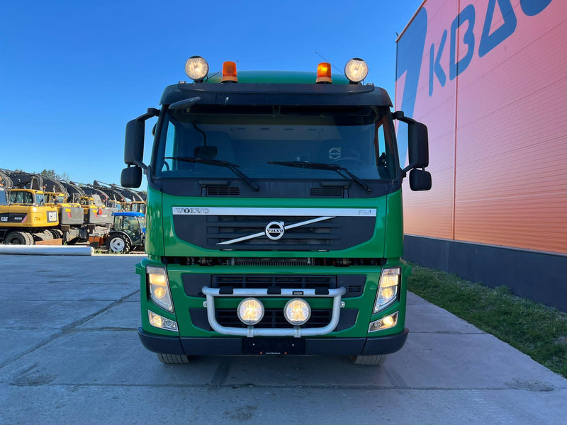 Volvo FM 450 | Hiab XR 17 ton | L=5300 mm - Hook lift truck: picture 2 Volvo FM 450 | Hiab XR 17 ton | L=5300 mm - Hook lift truck: picture 2