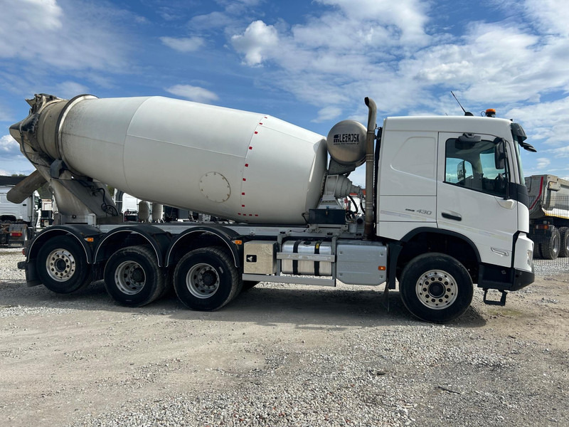 Volvo Volvo FMX 430 8x4*4 | 10 m3 | TULOSSA - Concrete mixer truck: picture 4 Volvo Volvo FMX 430 8x4*4 | 10 m3 | TULOSSA - Concrete mixer truck: picture 4