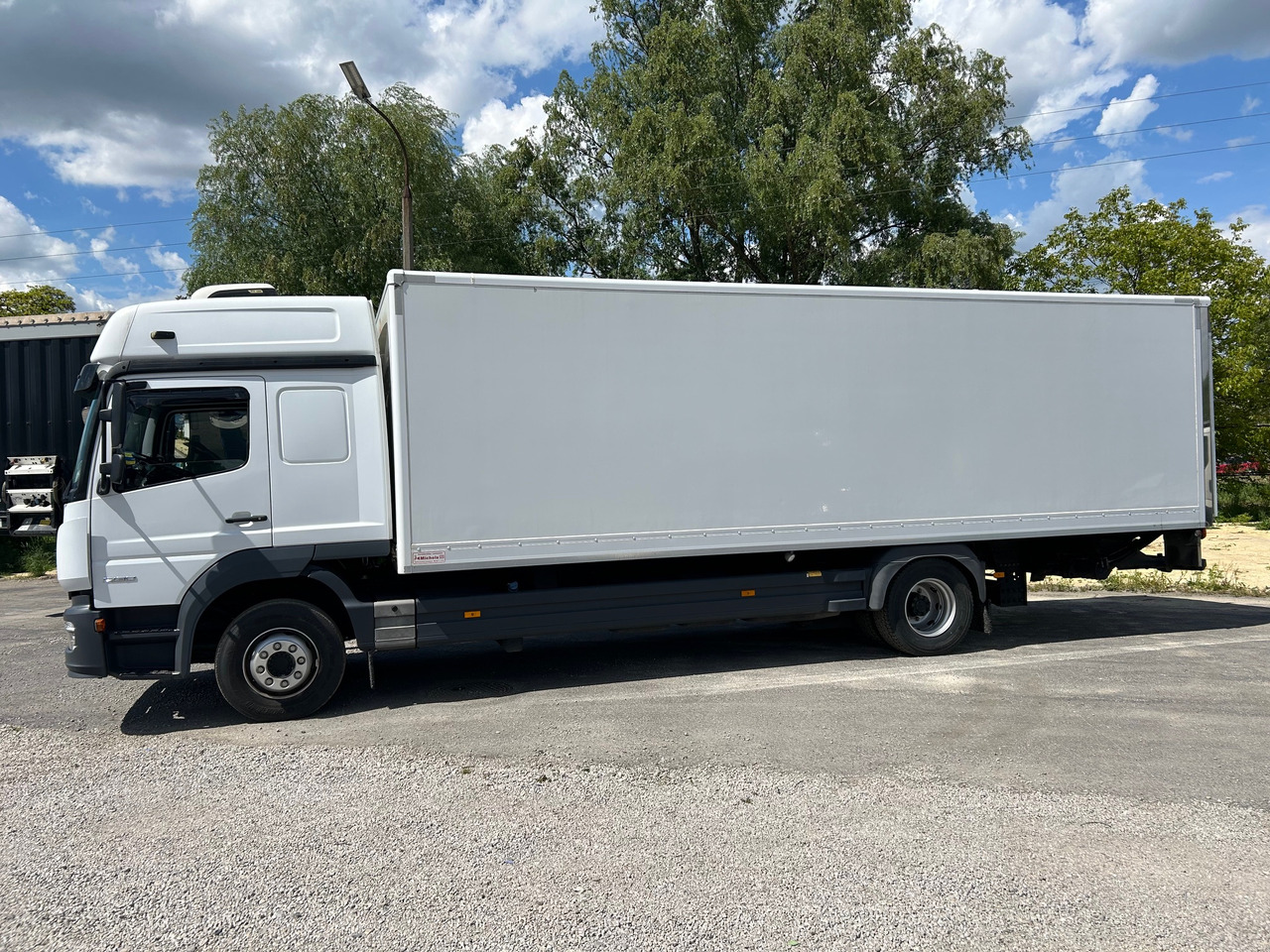MERCEDES-BENZ ATEGO 1230 / BIGSPACE / 2020 / KOFFER 19 EPAL / LBW 2T - Box truck: picture 5 MERCEDES-BENZ ATEGO 1230 / BIGSPACE / 2020 / KOFFER 19 EPAL / LBW 2T - Box truck: picture 5