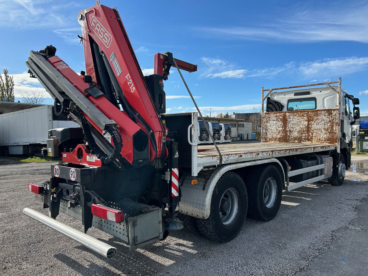 RENAULT C380 6X4 / FASSI F215A + REMOTE / ROTATOR - Crane truck: picture 4 RENAULT C380 6X4 / FASSI F215A + REMOTE / ROTATOR - Crane truck: picture 4
