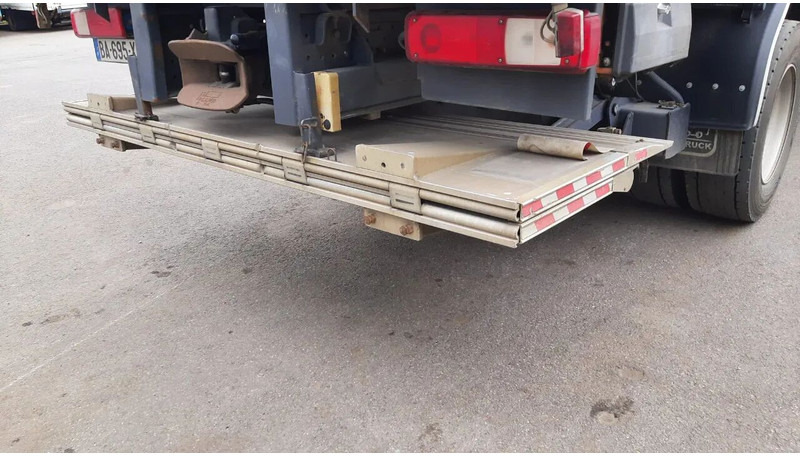 Renault Premium 370 DXI - manual gearbox - Euro 5 - Curtain side truck: picture 3 Renault Premium 370 DXI - manual gearbox - Euro 5 - Curtain side truck: picture 3