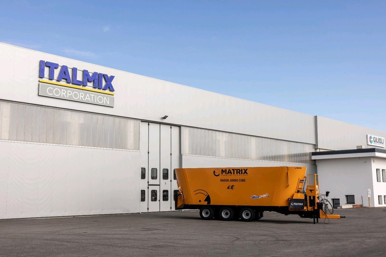 ITALMIX MATRIX RADON CUBE - Forage mixer wagon: picture 4 ITALMIX MATRIX RADON CUBE - Forage mixer wagon: picture 4