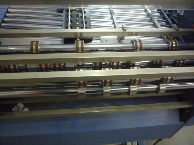 Flat pile feeder MBO F 76 Solo with independent drive for max. format of 72 x 102 cm and Cutting unit Herzog and Heymann H&H N 381 with Technifold Creasing tools - Printing machinery: picture 2 Flat pile feeder MBO F 76 Solo with independent drive for max. format of 72 x 102 cm and Cutting unit Herzog and Heymann H&H N 381 with Technifold Creasing tools - Printing machinery: picture 2