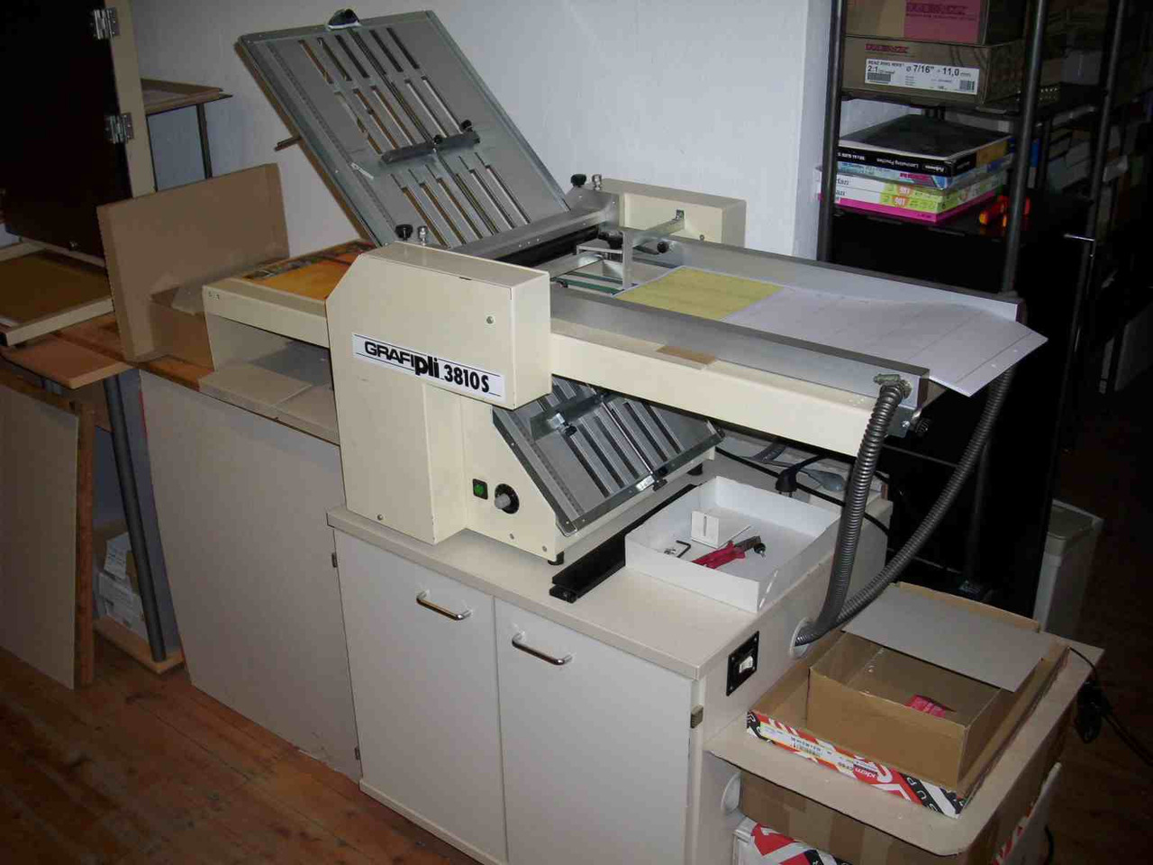Grafipli 3810 S folding machine - Folding machine: picture 1 Grafipli 3810 S folding machine - Folding machine: picture 1