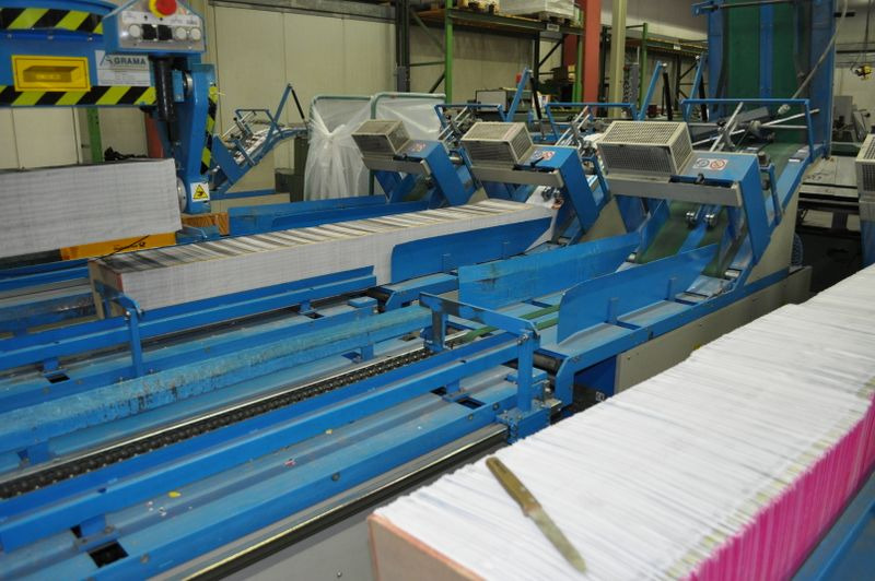 High Speed saddlestitcher Müller Martini Prima Amrys Year 2000 - Printing machinery: picture 2 High Speed saddlestitcher Müller Martini Prima Amrys Year 2000 - Printing machinery: picture 2