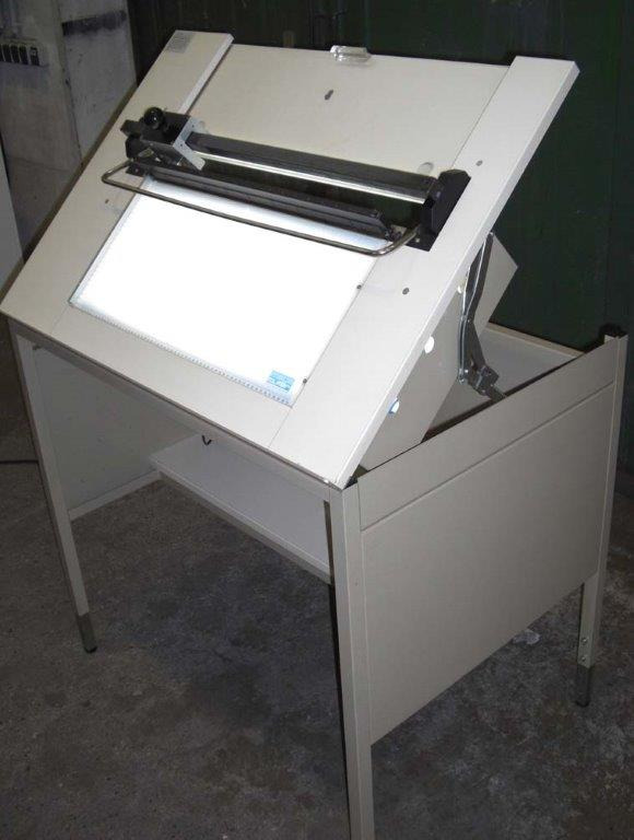 Mega steel cutter 699-2 on light table with waste box - Paper cutting machine: picture 2 Mega steel cutter 699-2 on light table with waste box - Paper cutting machine: picture 2