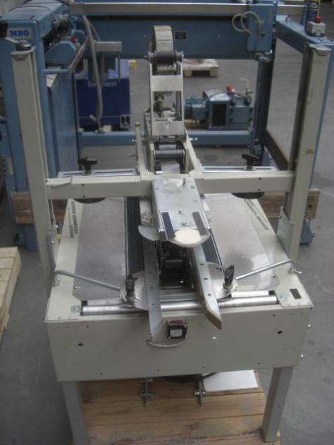 Normpack Tapemat NCG 320 automatic folding carton sealing machine - Packaging machinery: picture 4 Normpack Tapemat NCG 320 automatic folding carton sealing machine - Packaging machinery: picture 4