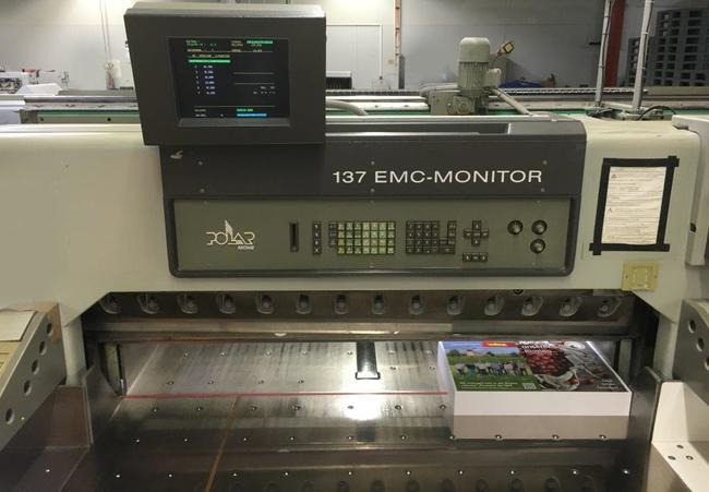 Polar Mohr 137 EM-MON cutting line - Paper cutting machine: picture 1 Polar Mohr 137 EM-MON cutting line - Paper cutting machine: picture 1