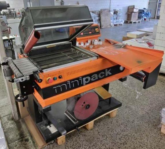 Torre Minipack FM 76 A Digit Semi Automatic Hood Shrinker - Packaging machinery: picture 1 Torre Minipack FM 76 A Digit Semi Automatic Hood Shrinker - Packaging machinery: picture 1