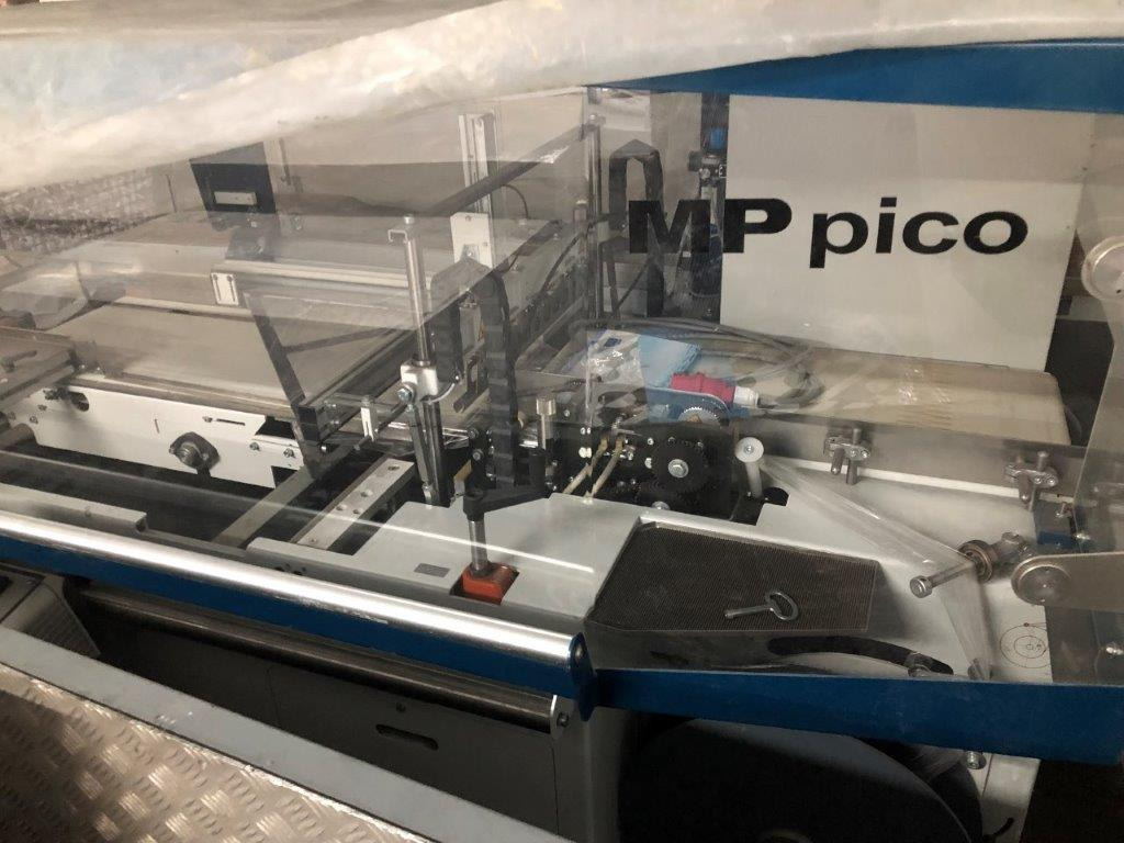 As new film packaging with forming shoulder machine Beck Multiplex Pico MP with shrink tunnel HV 601 - Packaging machinery: picture 1 As new film packaging with forming shoulder machine Beck Multiplex Pico MP with shrink tunnel HV 601 - Packaging machinery: picture 1