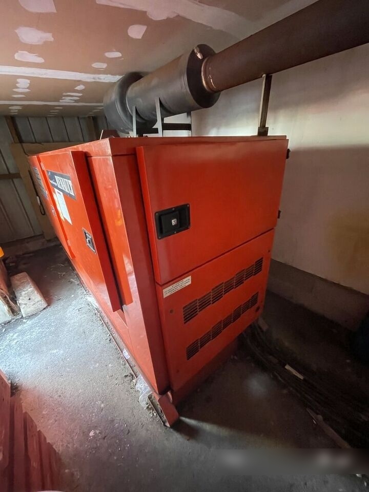 Renault 220 kVa - Generator set: picture 3 Renault 220 kVa - Generator set: picture 3