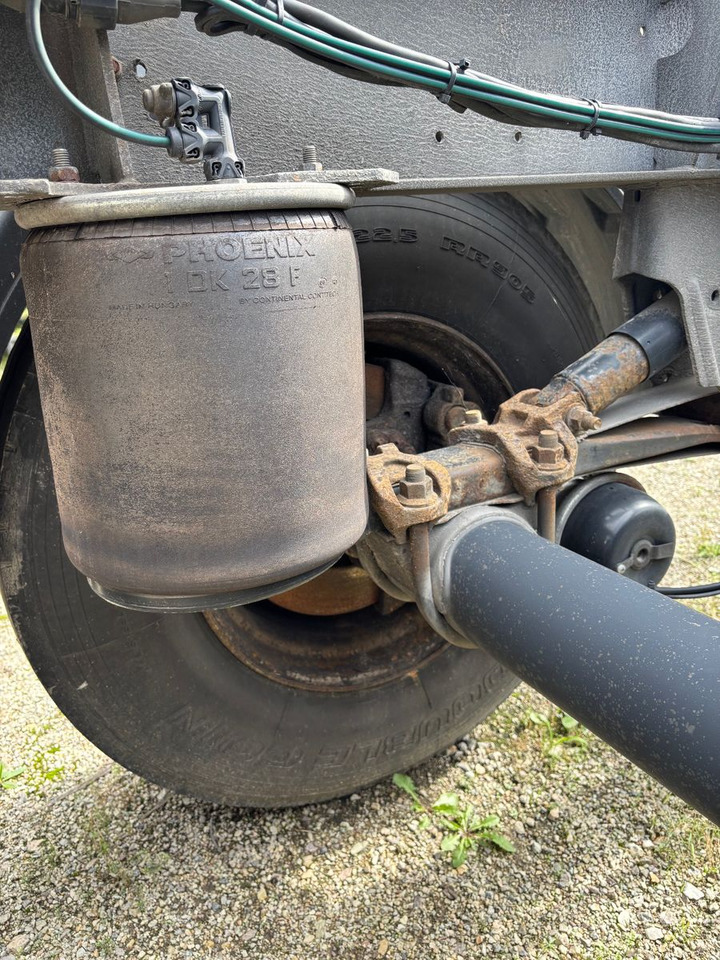 Container transporter/ Swap body trailer Schmitz Cargobull AWF 18 Containeraufbau/VERZINKT/Scheibe: picture 6 Container transporter/ Swap body trailer Schmitz Cargobull AWF 18 Containeraufbau/VERZINKT/Scheibe: picture 6