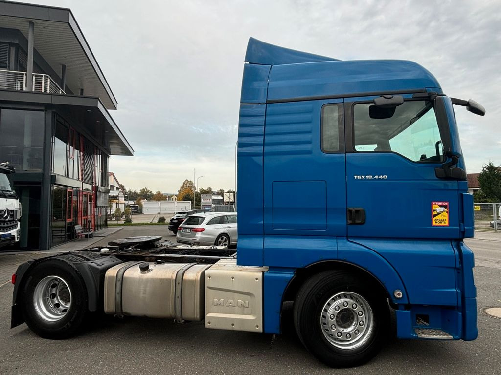 MAN TGX 18.440 480 Retarder/2 Tanks MAN TGX 18.440 480 Retarder/2 Tanks - Tractor unit: picture 3 MAN TGX 18.440 480 Retarder/2 Tanks MAN TGX 18.440 480 Retarder/2 Tanks - Tractor unit: picture 3