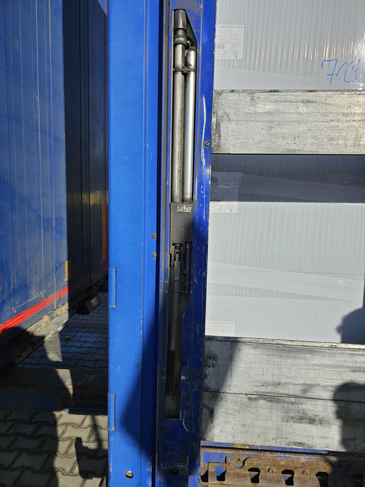 Leasing of VOLVO FH460 ZESTAW TANDEM 120 M3 PRZEJAZDOWY + PRZYCZEPA FIRANKA SAF VOLVO FH460 ZESTAW TANDEM 120 M3 PRZEJAZDOWY + PRZYCZEPA FIRANKA SAF: picture 9