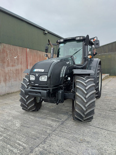 2012 Valtra T132 - Farm tractor: picture 3 2012 Valtra T132 - Farm tractor: picture 3
