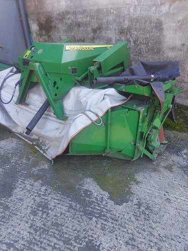 John Deere 131 - Mower: picture 4 John Deere 131 - Mower: picture 4