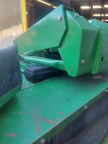 John Deere 131 - Mower: picture 2 John Deere 131 - Mower: picture 2