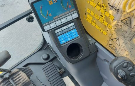 KOMATSU PC240LC-8 - Crawler excavator: picture 3 KOMATSU PC240LC-8 - Crawler excavator: picture 3