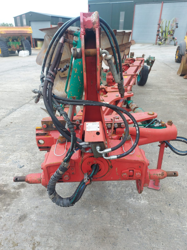 KVERNELAND ES100-200 - Plough: picture 5 KVERNELAND ES100-200 - Plough: picture 5