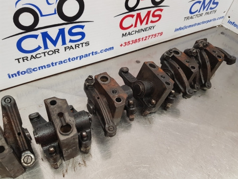 Case 5140 , 5000, Mx, Head Valve Mechanism Kit, Rocker Arm J910810 - Cylinder head: picture 4 Case 5140 , 5000, Mx, Head Valve Mechanism Kit, Rocker Arm J910810 - Cylinder head: picture 4