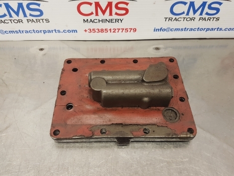 Case 885, 995, 695, 785, 595 Hydraulic Valve, Cover 83190c92, 83190c91 - Hydraulic valve for Farm tractor: picture 2 Case 885, 995, 695, 785, 595 Hydraulic Valve, Cover 83190c92, 83190c91 - Hydraulic valve for Farm tractor: picture 2