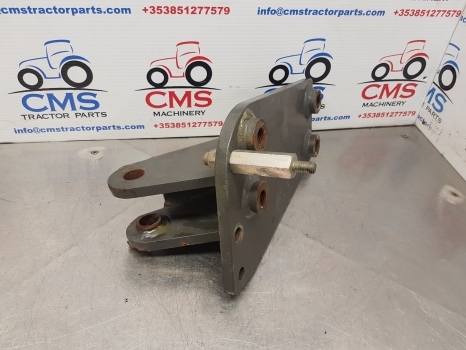 Claas Arion 640, 500, 600, Hexashift, Cmatic Top Link Bracket Lhs 0021608191 - Cab suspension for Farm tractor: picture 5 Claas Arion 640, 500, 600, Hexashift, Cmatic Top Link Bracket Lhs 0021608191 - Cab suspension for Farm tractor: picture 5