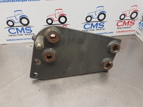 Claas Arion 640, 500, 600, Hexashift, Cmatic Top Link Bracket Lhs 0021608191 - Cab suspension for Farm tractor: picture 4 Claas Arion 640, 500, 600, Hexashift, Cmatic Top Link Bracket Lhs 0021608191 - Cab suspension for Farm tractor: picture 4