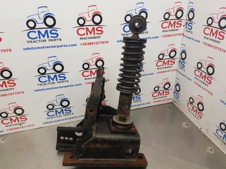 Claas Arion 640, 600, 500 Cab Back Suspension Support Assy Lhs 0021500115 - Cab suspension for Agricultural machinery: picture 3 Claas Arion 640, 600, 500 Cab Back Suspension Support Assy Lhs 0021500115 - Cab suspension for Agricultural machinery: picture 3