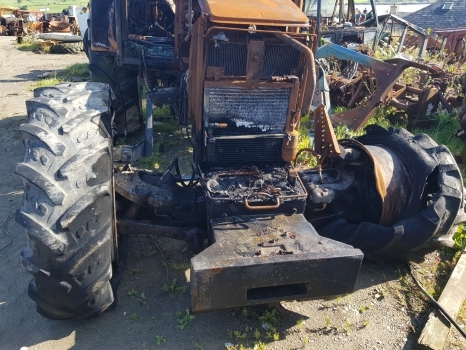 Claas Renault 656 Rx/rz Front Rear Axle, Engine, Transmission, Lift, Frame Parts - Engine: picture 2 Claas Renault 656 Rx/rz Front Rear Axle, Engine, Transmission, Lift, Frame Parts - Engine: picture 2
