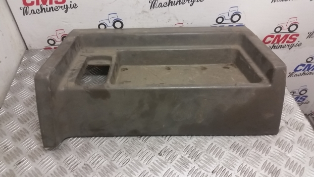Fiat F140, F100, F120, F130, F140 Dt, F120 Dt, F130 Dtcab Interior Panel - Cab and interior for Farm tractor: picture 4 Fiat F140, F100, F120, F130, F140 Dt, F120 Dt, F130 Dtcab Interior Panel - Cab and interior for Farm tractor: picture 4